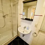 Apartment Stromtiefe, Direkt Am Alten Strom Rostock